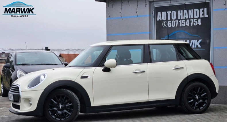 MINI ONE cena 59901 przebieg: 149453, rok produkcji 2019 z Czaplinek małe 232